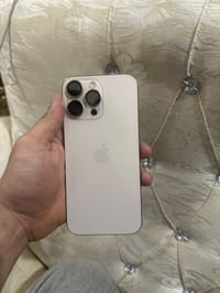 آيفون ١٦ برو ماكس • ٢٥٦ • بطارية ٩٧٪