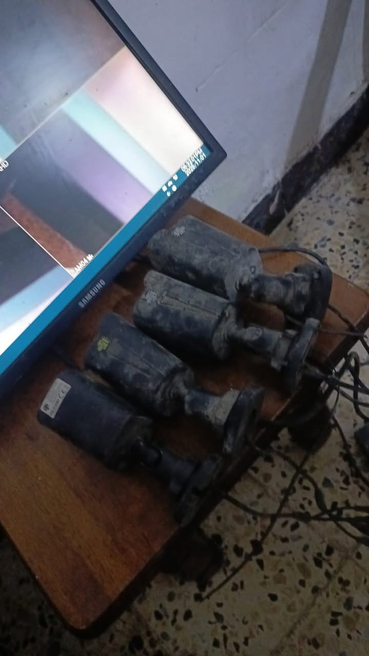كامرات عدد 4 مال محل كاملات جيب وشد صوره واضحه ليلي


**إذا كنت صاحب هذا الإعلان وتريد حذفه لأي سبب، رجاءا أرسل رسالة إلى الدعم الفني**