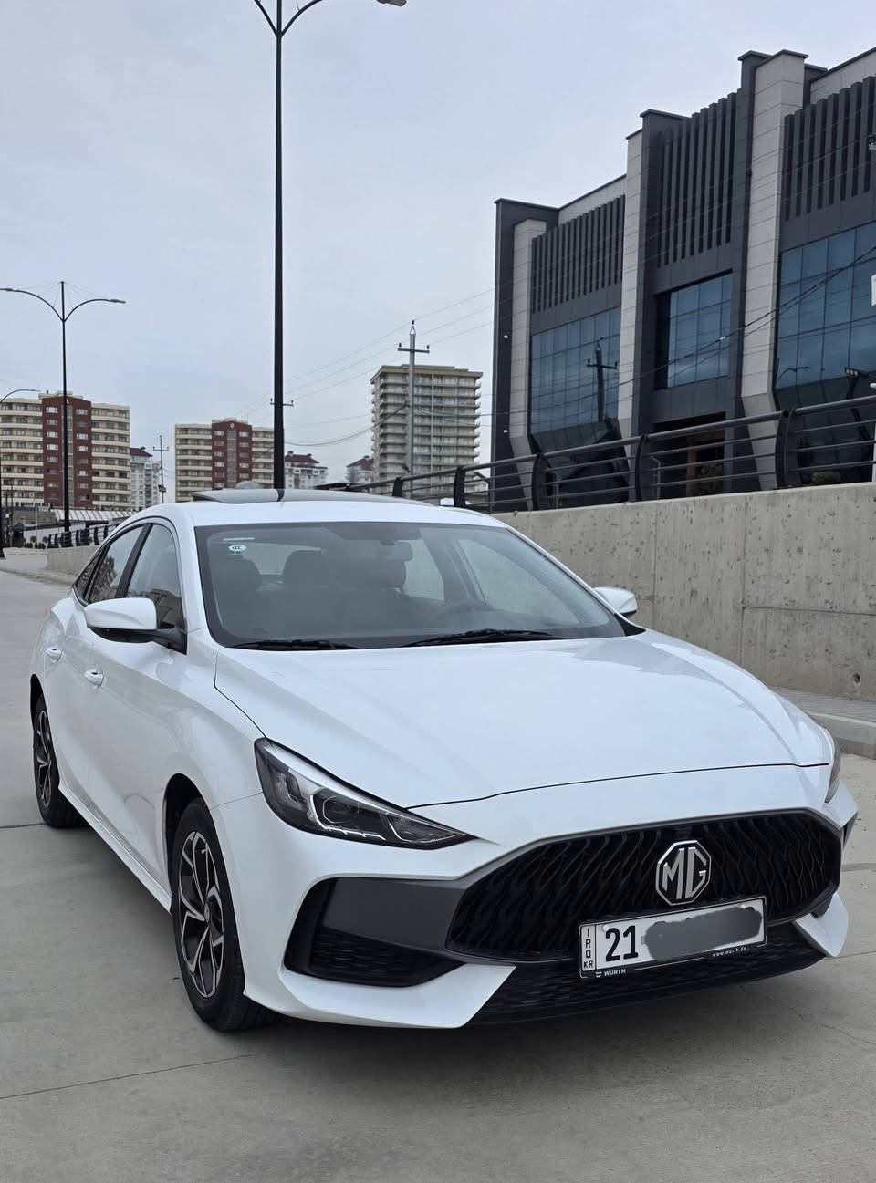 به ناوى خودا 

Mg gt 2024
شاشه اكتيف
فول مواسه فات 
مواصفات.بەصمة. سلاید. برێك کارەبایی.
شاشەو كاميرا.حساس.ئاوێنە ئیشارەت. ,
تحد یدسورعە.کوشین جلد.لايت زينۆن.
١٧ هه زار روشتوه
 به له يه ك بوياخى هه يه له به ينى ٢ ده ركا
بى ناو كرتن
سه ر قه وسى جه مه لوغى دواوه ش به له يه ك ساردى هه يه  سه ياره كه خاوينه كيرو مه كينه ته قه وره قه  ته حويلو به ناو كردن به شه رت 
شوين/سليمانى
نرخ/١١١  كه لاو مه جاليكى كه م
ت/***********
