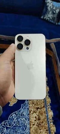 آيفون 16 برو ماكس • ٢٥٦ • بطارية ١٠٠٪ مبدّلة