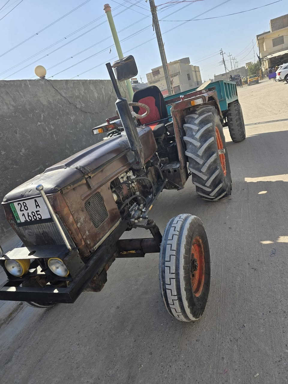 سلام عليكم مكينه عنتر موديل 78 تخم تاير السعر 8500  رقم راعيه ***********
