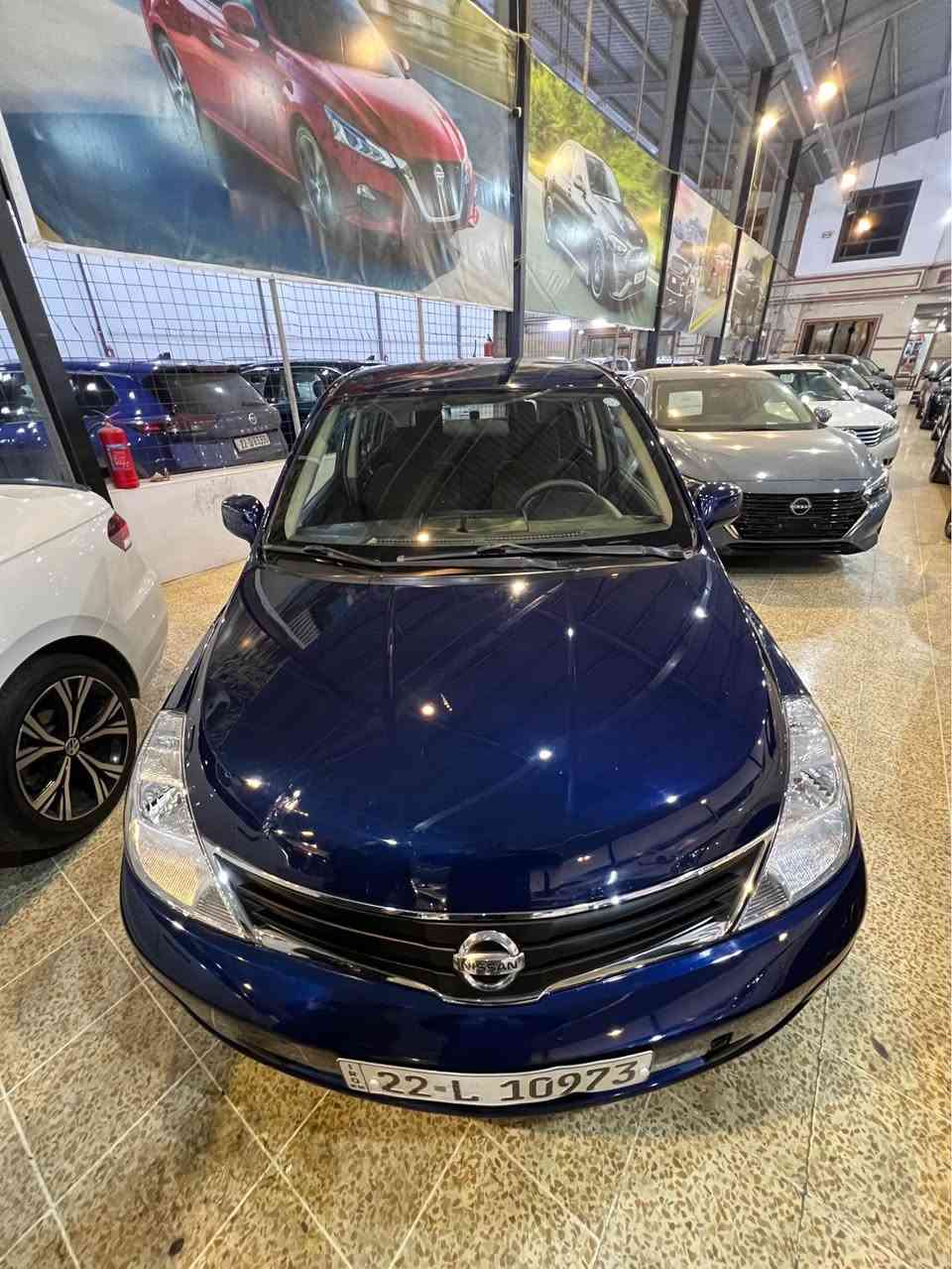 نيسان ڤيرسا موديل ٢٠١٢
يه ك يه چاملغي پشتي بوياغه بي ژوري بي ئيرباگ 
مه كينه گير به شه رت 
ره قه مو سه نه وي نوييه 
سعري ٨٧ مه جال 
*********** أربيل, العراق
