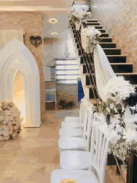 مثل مشوفون كوشات مجمع جدايل بغداد  واحد عراق من ناحية التنسيق والتصاميم الحديثه ….
للحجز ***********
