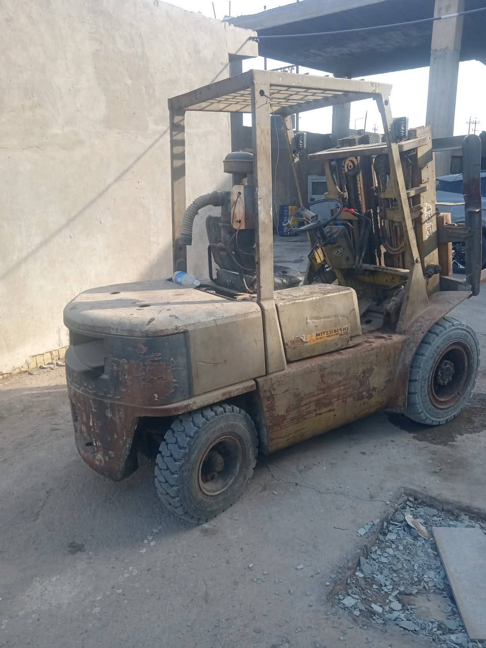 رافعه ميستي بوشي للبيع مكاني بغداد ***********
