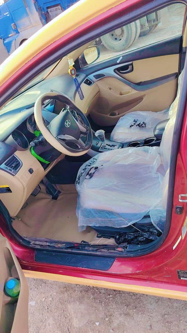 النتره موديل 2013 سياره جاهزه مكينه جديده تخم تاير صدر امامي خلفي جديد هزه جديده سيارة بسمي صبغتهه الثانيه ضرر جاملغ وبنيدمنضومه غاز مكاني ديالى بعقوبه *********** السعر 105 وبيهه مجال بصيط حك الجيه
