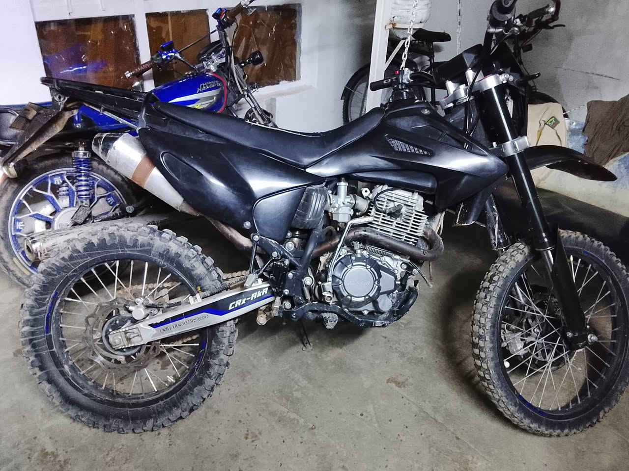 سلام عليكم
قفاز crx AKR 2024 
دراجه نضف و سعر ٩٠٠و بي مجال بسط حك الجيه للطيبن مكان خانقين و الخاص موجود و رقم ***********
