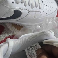 نايك • مقاس ٣٨ و٤٣ • هدية