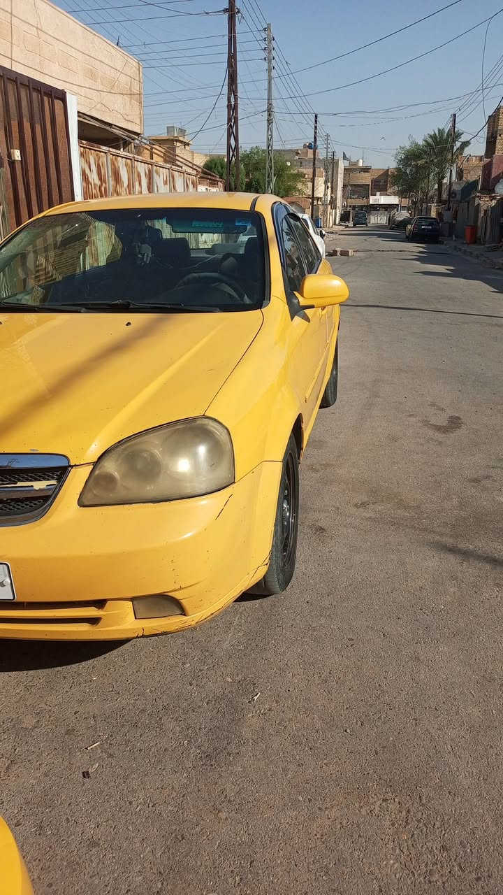 سلام عليكم اوبترا ٢٠١٢ سياره جاهزه نقصه بس تبريد كشرتهه نضافته ٧٠/١٠٠ السعر ٥٠وبيه مجال مكان سياره بغداد حسينيه 
مصفره هئيه وغرامه***********
