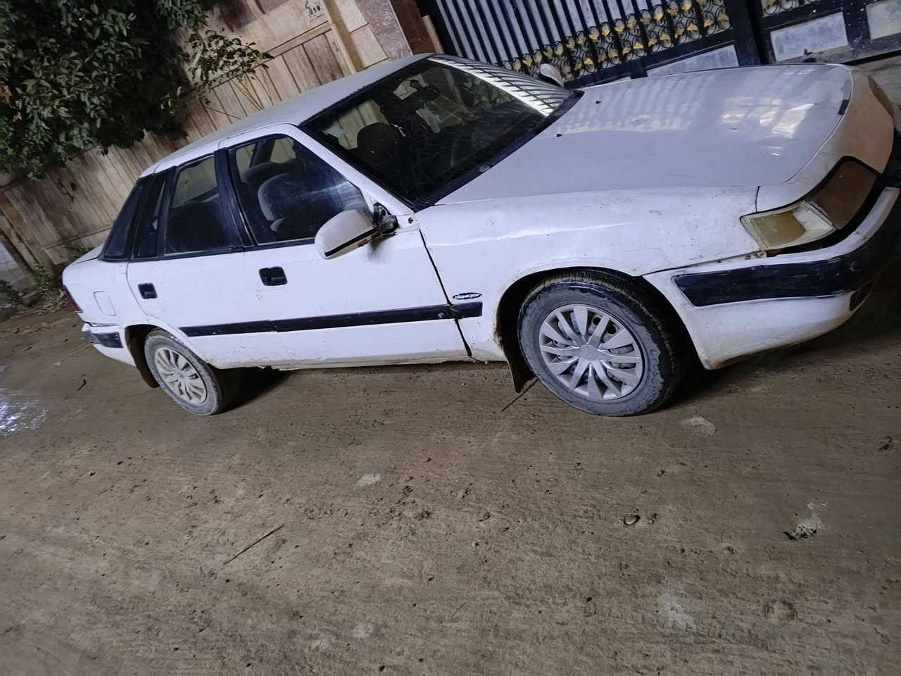 للبيع شرط التحويل السعر 12ورقه وبيها مجال
***********
