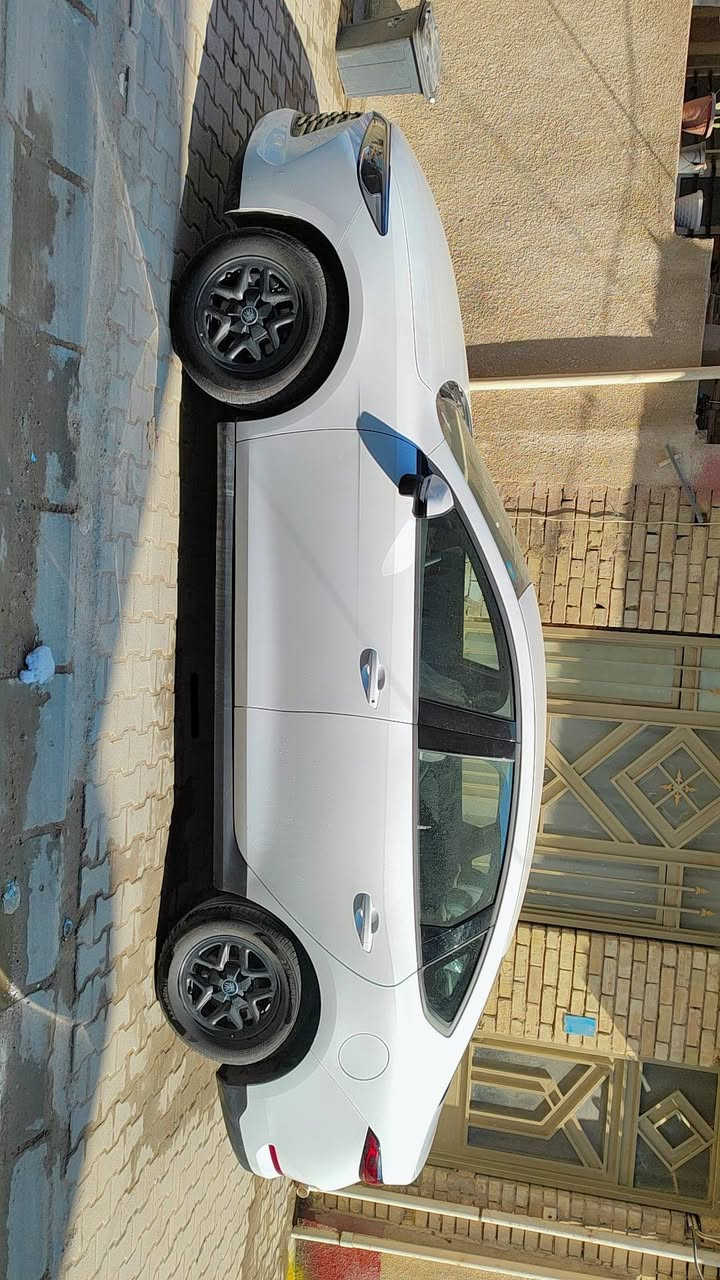 يالله .. Qin plus مرقم بغداد مكفووول بحالة الشركة ماشية5700 الكلي .. مع كافة ملحقاتها شاحنة مع سبير ...السعر 19100 قابل للتفاوض.. للاتصال ***********
