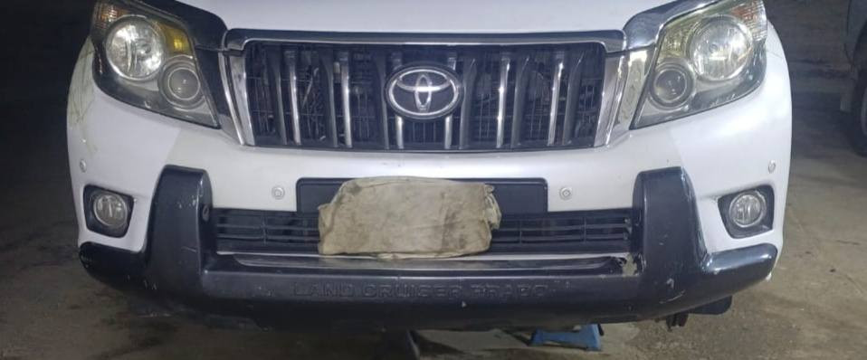 بوليش سياره عام وصبغ الدرع الأمامي للدعاميه وصبغ اربع يدأت وصبغ المري وتكحيل السياره عنوان سمكره وصبغ الصافي تصليح علبارد بأحدث الطرق تصليح دعاميات عنوان تاجي مقابيل صناعي لوريات ***********
