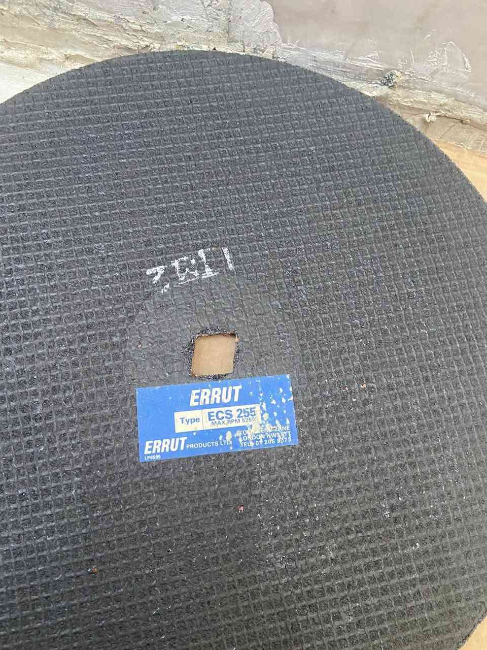 السلام عليكم عندي كميه كبيرة من ال حجرات
هذي نماذج منهن 
*********** بغداد حي العامل
