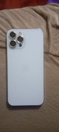 آيفون ١٢ برو ماكس • ٢٥٦ • بطارية ٧٩