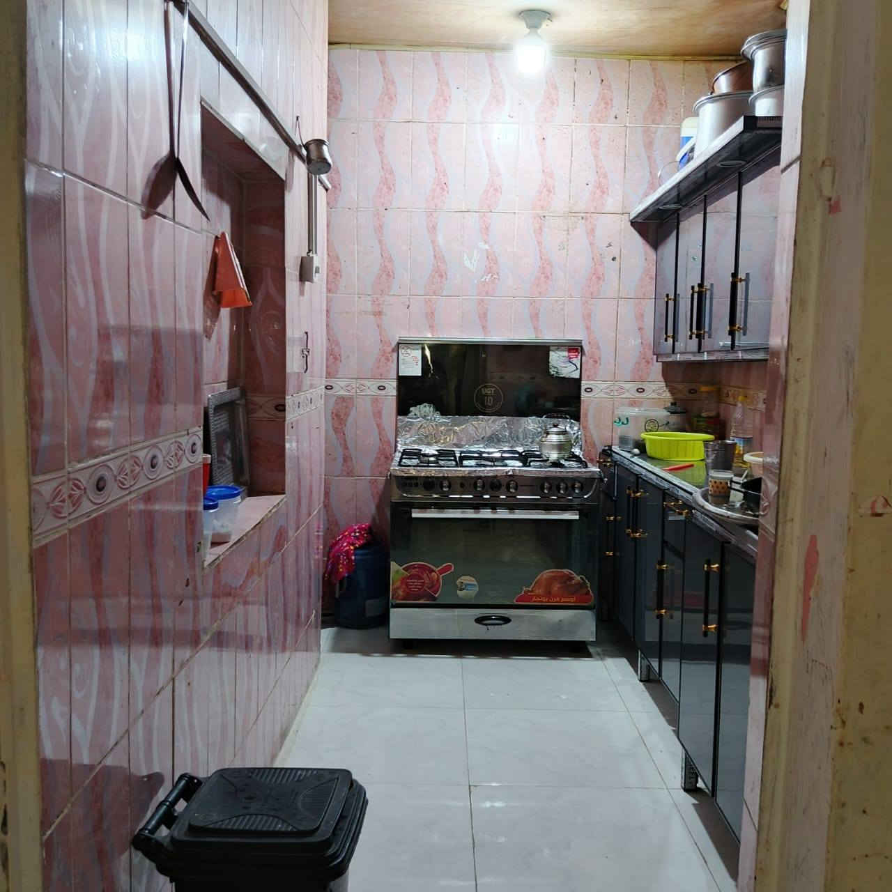 سلام عليكم خواني خواتي بيت للبيع في الساهرون طابو صرف 150متر يحتوي على ستقبال وصاله  اوغرفتين نوم وخدمات يرهم قصد او نقد للستفسار التصال بلرقم اومراسلت الصفحه ***********او***********
