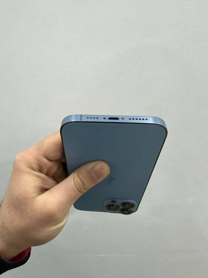 ايفون 13 برو ماكس لون البحري المميز ذاكره 128 فقط بطارية مبدله نسبتها 81‎%‎ مال جهاز يعني تفصيخ قطاره بلشحن و مبدل شاشة 3 خيارات وكامرة رقم 0.5 ماتشتغل  

سعره450 الف وبي مجال 

🔴ما متواجد بل فيس رقمي بي وتساب  (***********)  تواصل 
 توصيل لكل العراق
