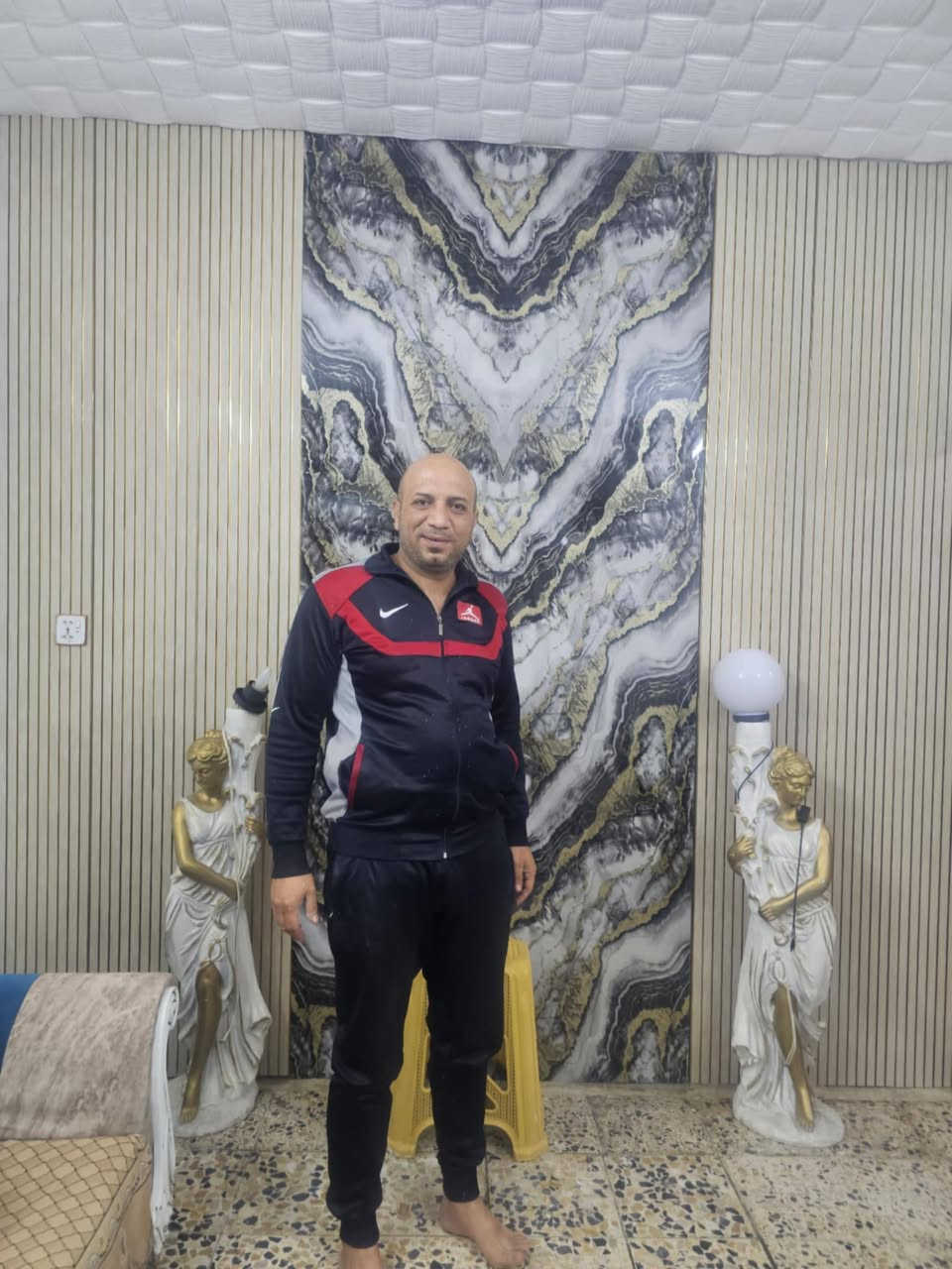 السلام عليكم اعمالي تغليف جبس بورد  مع ظلع بلازمه اي استفسار ***********
