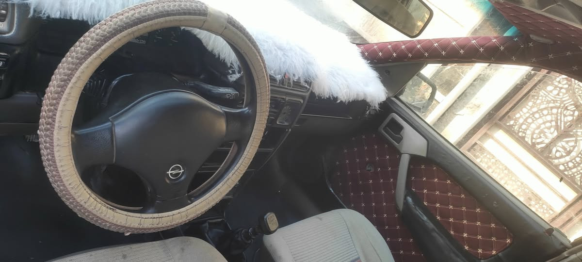 فكترة للبيع حجم 20 شرط الكير والمحرك السعر 25 قفل ***********
