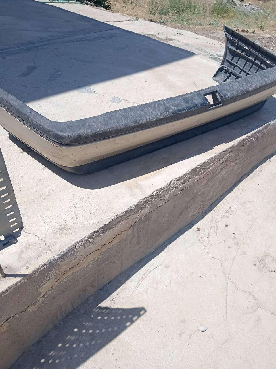 سلام عليكم غراض فكترا هذني بلصور وموجود كشنات فكترا خلفيات للبيع الستفسار علرقم ***********
