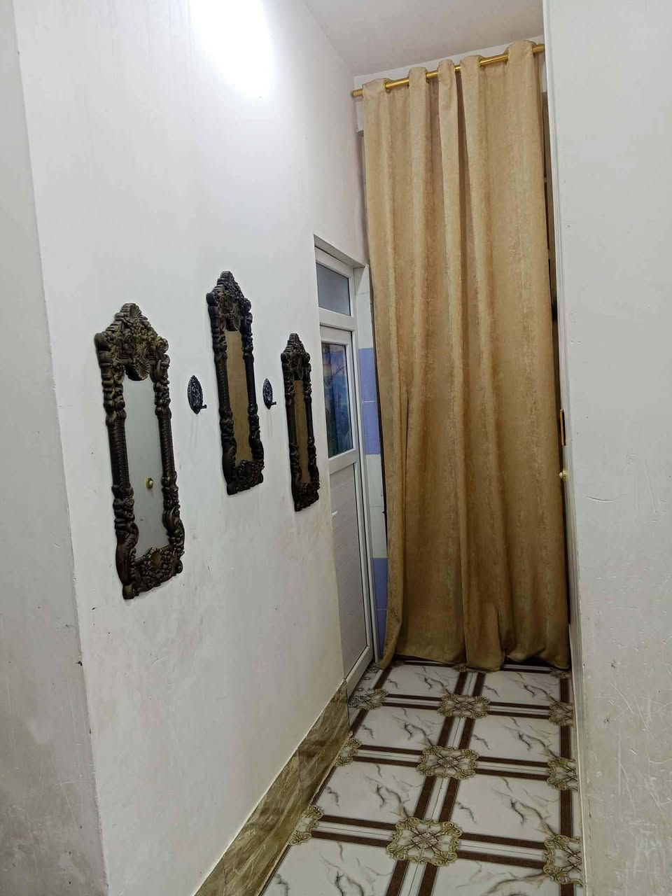 سلام عليكم 
بيت.   شارع الوائليه للبيع مساحته
120
بناء 2021
قريب ع الشارع. ع الصب. الجديد


**إذا كنت صاحب هذا الإعلان وتريد حذفه لأي سبب، رجاءا أرسل رسالة إلى الدعم الفني**