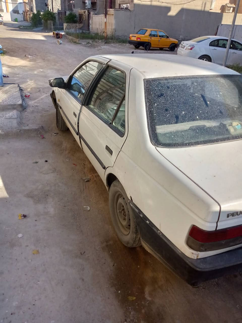 بيجو للبيع كير محرك جديد اوتو تبريد شغال رقم جديد بسمي سعر 32 وتصال ***********
