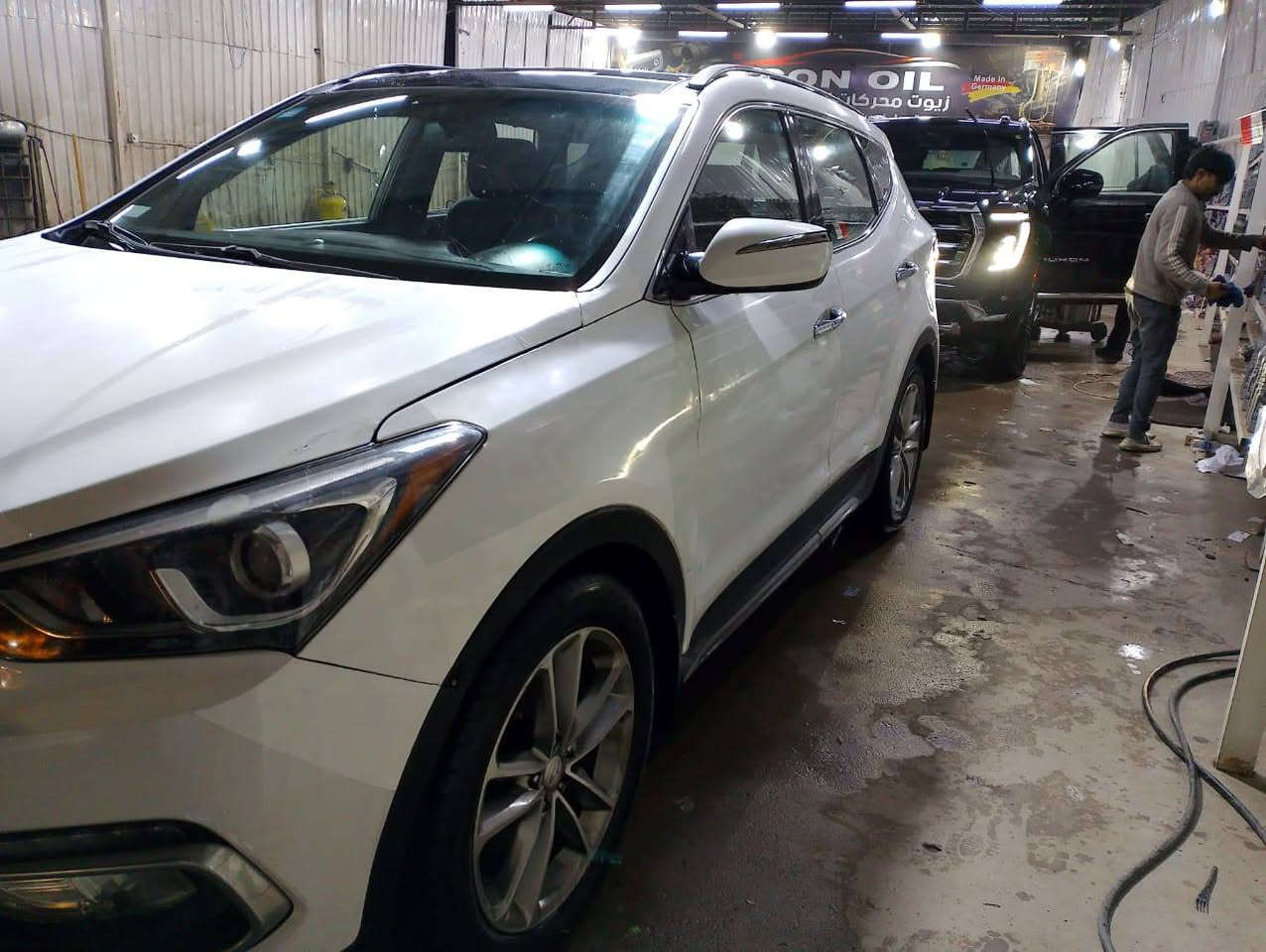 سننتافي ٢٠١٧ وارد كندا
محرك ٢٠٠٠ تيربو لمتد سبورت.
بدون ايرباك الصبغ قطعتين جاملغ امامي ايسو وبنيد وحاليا نفسهن بحاجة الى صبغ.
المواصفات معروفة ومثبتة بالصور.
والجامة الامامية بحاجة الى تبديل. للبيع السعر ١٤٠٠٠ $
للتواصل واتساب ***********
