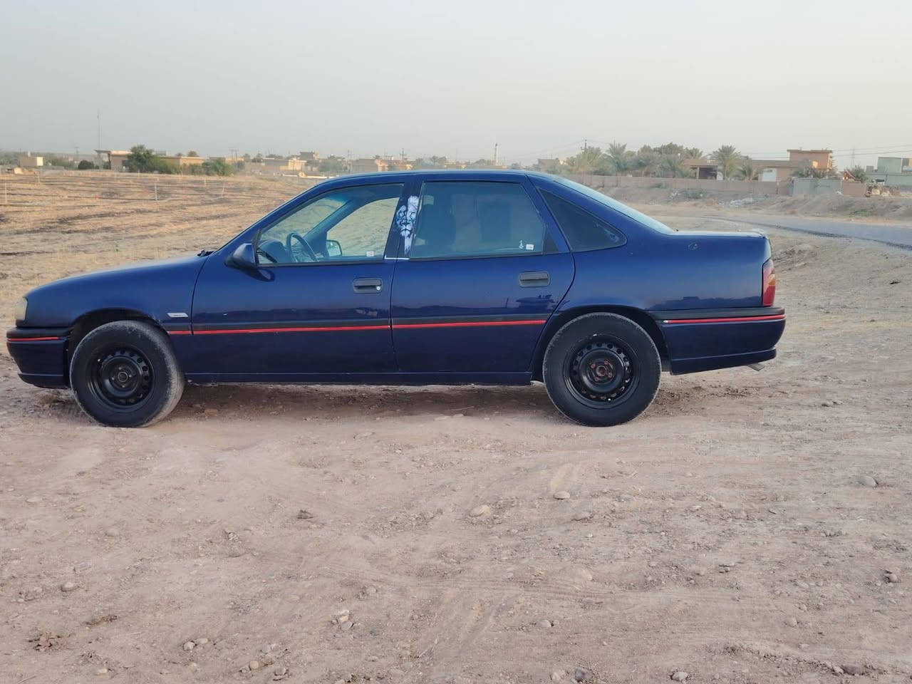 السلام عليكم اوبل فكتره 1993 للبيع كير عادي السياره علا بلاد مصبوغه عام للجماليه بدون قطره اخياس شرط محرك 2000 قبق اسود لا تنقيص ولا تبخير مكفول بغداد مشروع وطني لل 2027 بسمي جام كهرباء وتبريد السعر 54 وبيها مجال شويه للطيبين.   مكان السياره سامراء العباسيه          ***********.
