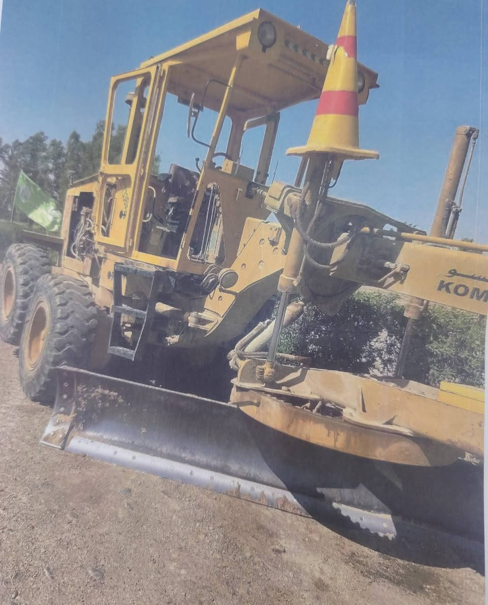 كريدر كوماتسو 605للبيع مكينه جاهزه للعمل سنويه تنتهي 2031 تحويل ثاني يوم مباشره مكلف بل نشر رقم راعي لمكينه***********
