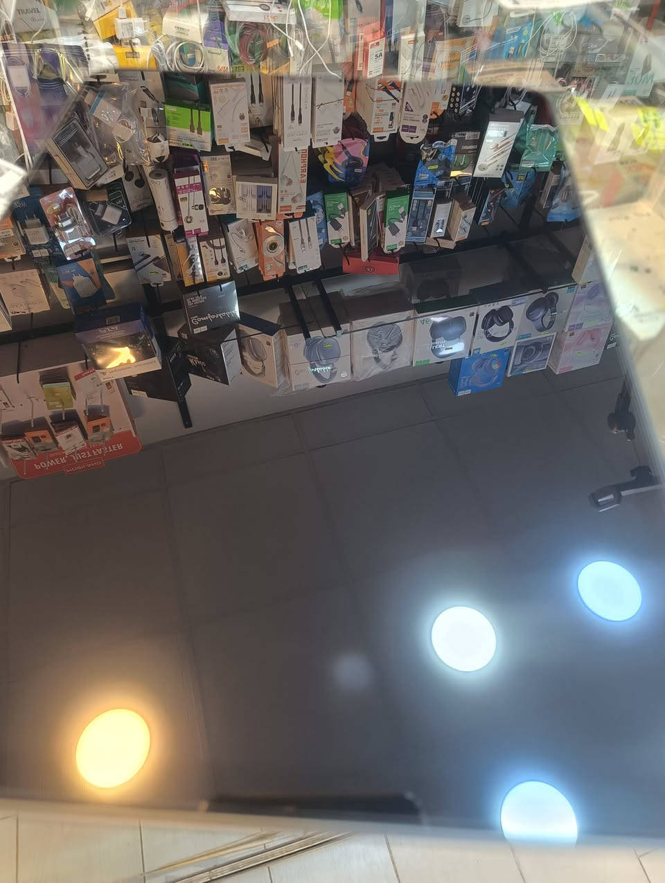 Ipad pro m1 11 pouce m3ah charger d'origine w adaptateur d'origine w ventilo w incassable


**إذا كنت صاحب هذا الإعلان وتريد حذفه لأي سبب، رجاءا أرسل رسالة إلى الدعم الفني**