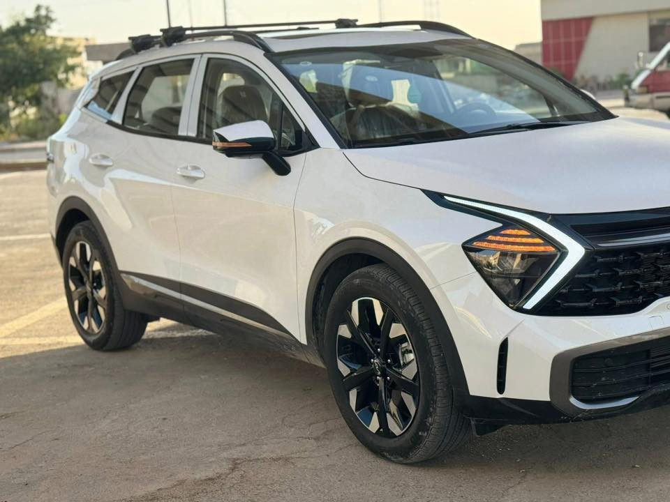 للبيع فقط 
سبورتج 2024 خليجية  تجميع الصين لارج ماشية 

27 الف كيلو

رقم بغداد بسمي 
محرك 2000تيربوً بانزين 
ويل19
شاشة متصلة جبيرة 
حساس امامي خلفي 
رادر امامي وخلفي وجانبي 
بنوراما 
ابيض صدفي توكلر 
كير ماوس 
شفتات ستيرن 
اربع كامرات 
جلد اسود 
كراسي كهرباء 
دبل جام 
بعد هواي مواصفات بيها
***********
المكان النجف

السعر ٢٣٠ وبيها مجال
