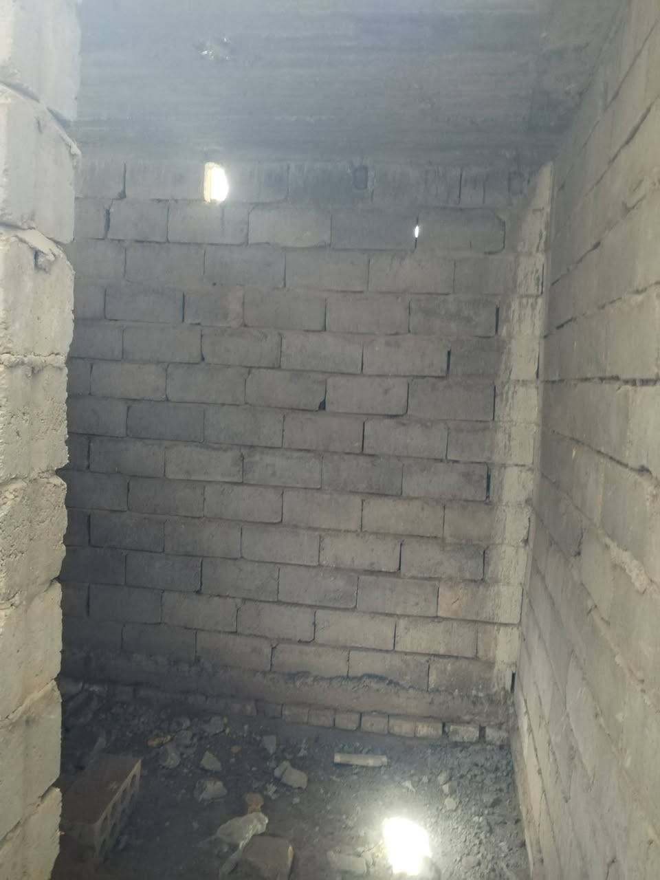 بيت ١٠٠م ابو غرق شارع الشقق السكنية قرب الحجز
زراعي سند ٢٥ بأسمي
السعر ٣٥ وبيه مجال
***********
