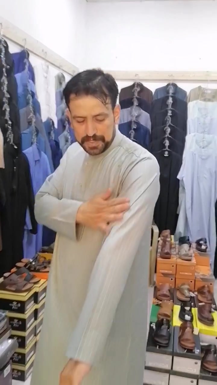 اللهم صل على محمد وآل محمد..
وجبه دشاديش رجالي قطن واسعار مناسبه..
العنوان القائم الشارع الي مقابل المول المركزي سوق الحشاشات مجاور مطعم زاد الخير..
محل انمار الراوي حياكم الله..
ملاحظه سعر الدشداشه 18000 الف قطعتين ب 35000


**إذا كنت صاحب هذا الإعلان وتريد حذفه لأي سبب، رجاءا أرسل رسالة إلى الدعم الفني**