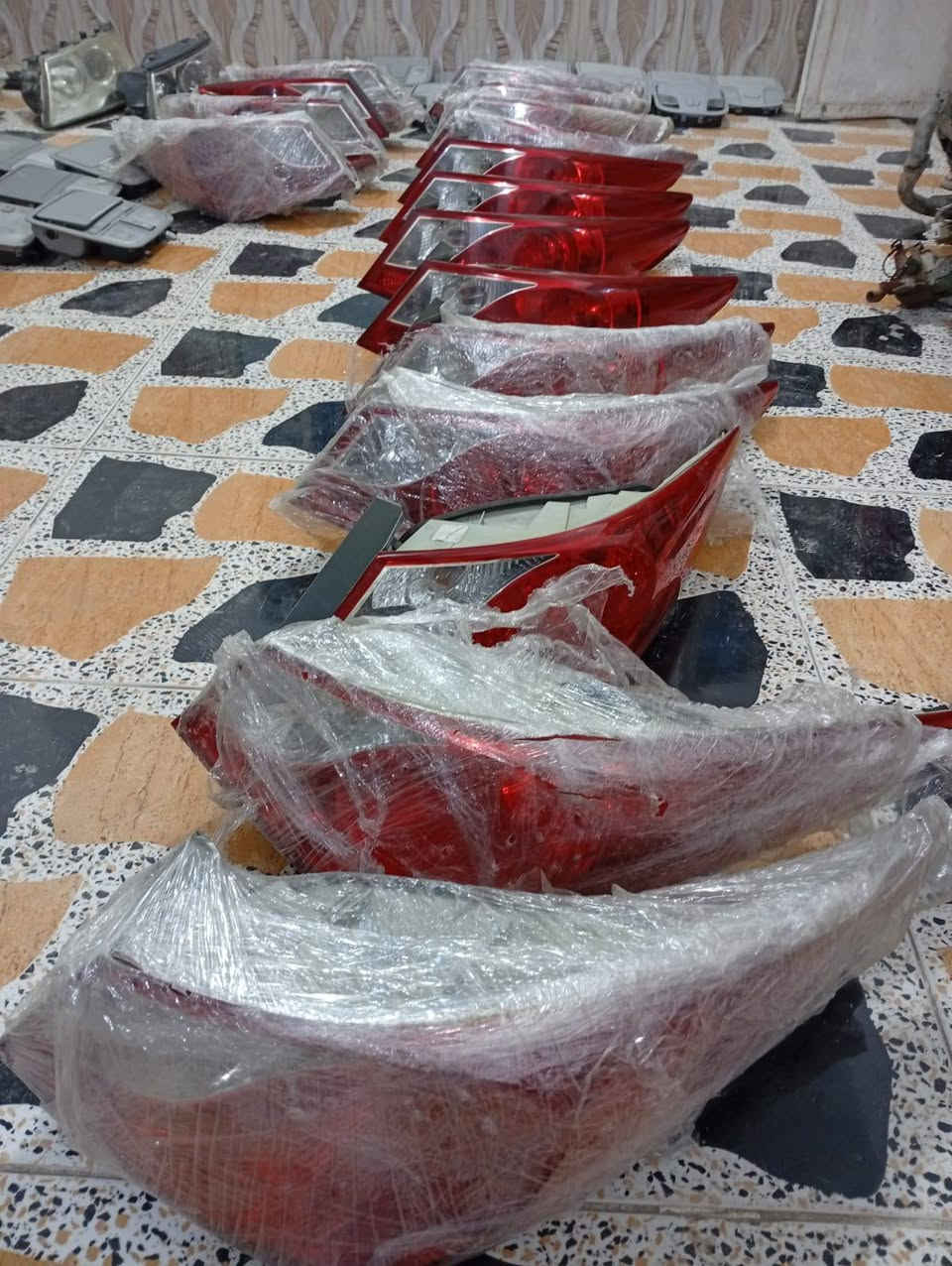 أصلي تفصيخ حاويه 
للحجز رقمك وعنوانك وأقرب نقطه داله 
تتوفر مجموعه بك لايت سوناتا مقدس امريكي وخليجي ومظلع 
تتوفر خدمه توصيل لكل المحافظات


**إذا كنت صاحب هذا الإعلان وتريد حذفه لأي سبب، رجاءا أرسل رسالة إلى الدعم الفني**