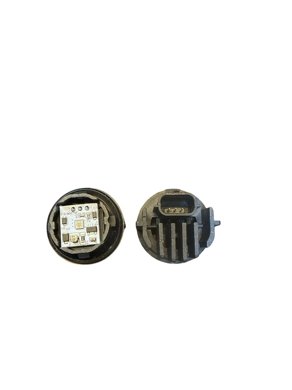 يتوفر لدينا قطع غيار كورلا وكامري 
 كورلا من موديل  2008 الى موديل 2025 
كامري من موديل 2018 الى موديل 2025
موجود محركات ايضا 
محرك كامري 2500
محرك كورلا 2000
 جمله ومفرد 
لدينا توصيل لجميع المحافظات  
العنوان موصل صناعه المعارض خلف ساحه الوكلاء 
للاستفسار مراسله الصفحه او الاتصال على الارقام 
***********
***********
