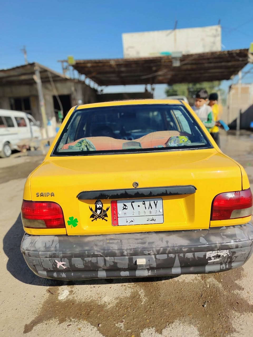 السلام عليكم ورحمة الله وبركاتة
سايبا موديل 2017
كير محرك مكفول
تدفىه تبريد 
تخم تاير
بيه بنيد مبدل وجاملغ مبدل 
عارضه ب35
***********
