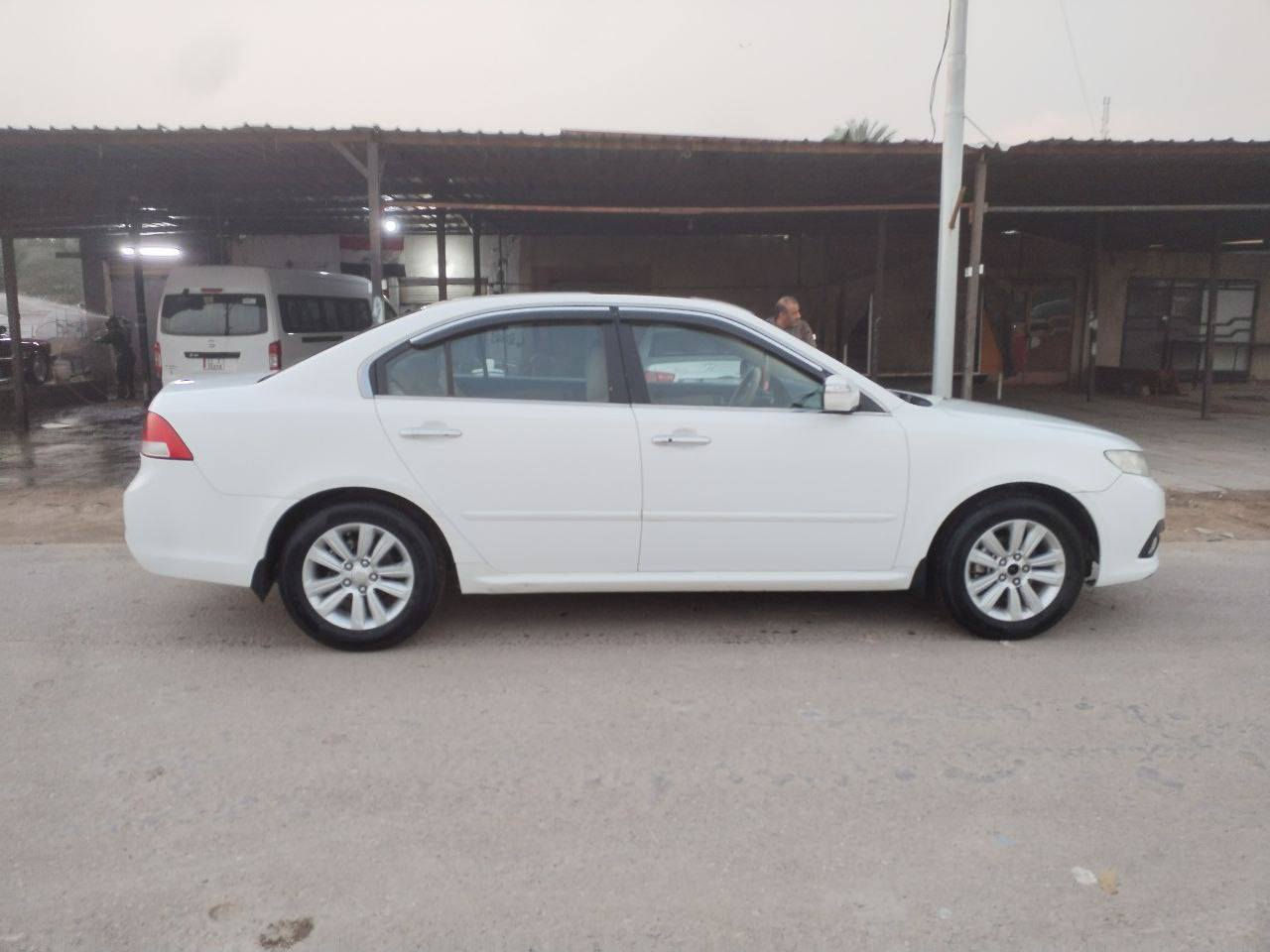 اوبتما ٢٠١٠ فول مواصفات.محرك جديد قبل يومين شاده ،،ضررها صبغ جاملغ ايمن خلفي فقط.رقم سليمانية.سنوية ٢٠٣٠ ..سعر ١٤٠ بيها مجال للشراي مكاني بابل/ المسيب 
***********
