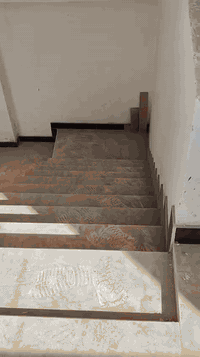 شقة للإيجار الحبوبي نهاية المشهد الحضاري نهاية الصياغ شارع عمارة البطحاوي للمفروشات ثالث عمارة 
شقة ما مسكونة بناء حديث غرفتين وصالة كبيرة مساحتها 110 شقة واحد بالعمارة يعني ماكو جيران يمك وبيها سطح ايجارها 400 للاستفسار التفاصيل خاص او اتصال ***********
