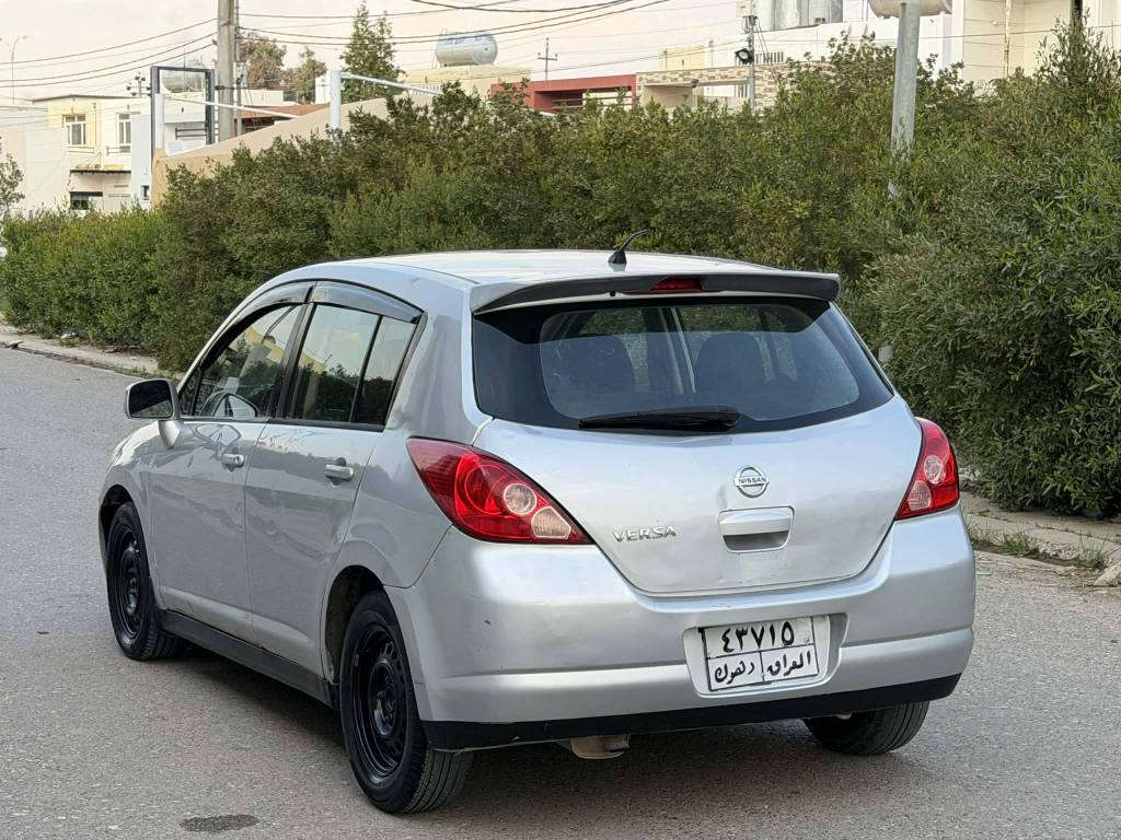 *********** نیسان فیرسا مودیل 2011 گێڕ توماتیک چوارجام کارەبا 3 پارچەی بویاغە پشتو پێشی کەپسە گێڕ مەکینە و بڕاوەی بەشەرت سعري 77 ورقه شوين هه ولير بنصلاوه أربيل, العراق
