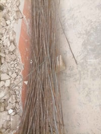 يوجد حديد مستخدم لل بيع التواصل علا هاذ الرقم 07802292195