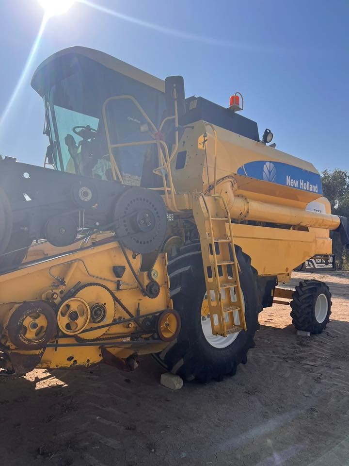 حاصوده خمسه  بلم للبيع دبل درام هادرو  دخول جديد مشتغله موسم واحد في العراق رقم جديد طبله15 طبله قلاب مكفوله كفاله عامه من الحيم ومنفوظه  نفظ وأدامه كامله موديل 2006 المكان الديوانيه 
لاستفسار ع الرقم
‭0774 037 4113‬ 
‭0782 504 1200‬ ‬
