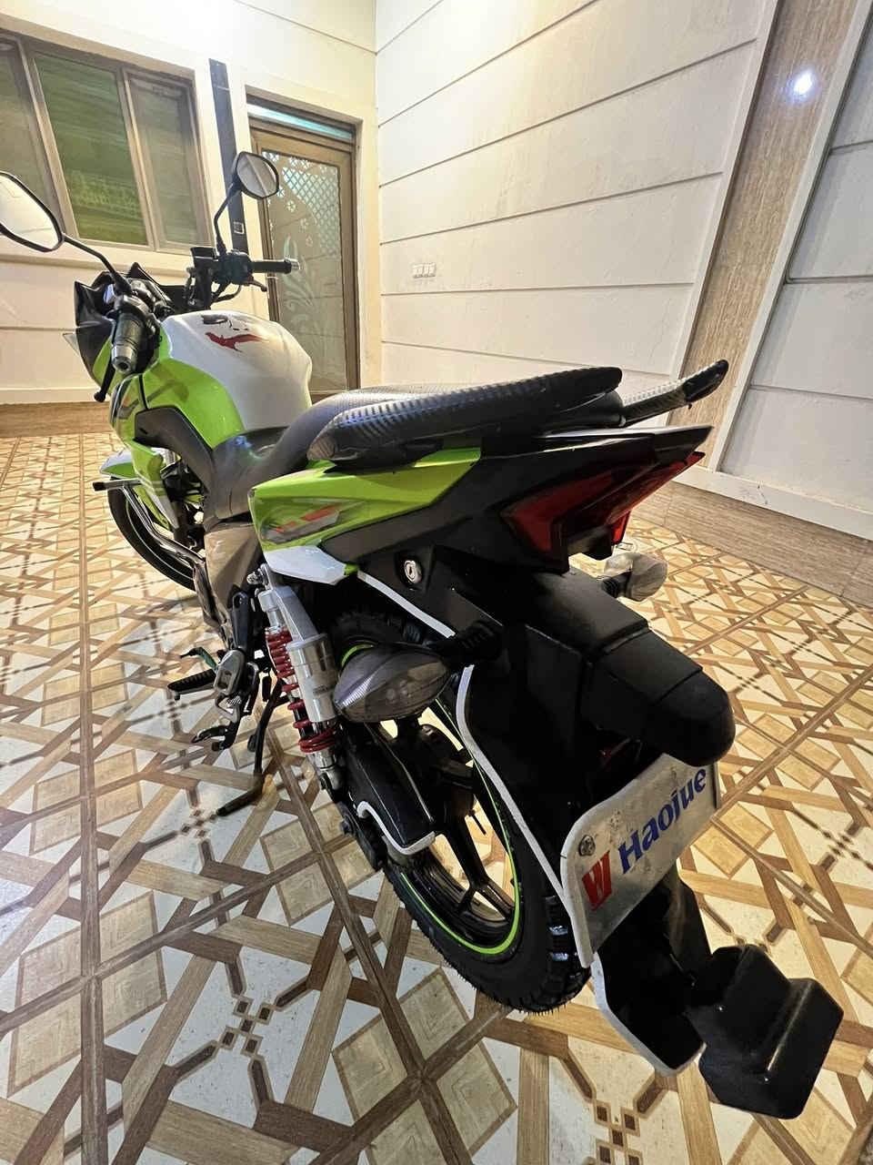 دراجه للبيع
السلام عليكم 
هاوجي DF 
مسجل 
 موديل 21
محرك مكفول 
السعر 16ونص وبي مجال 
العنوان الرمادي 
***********
