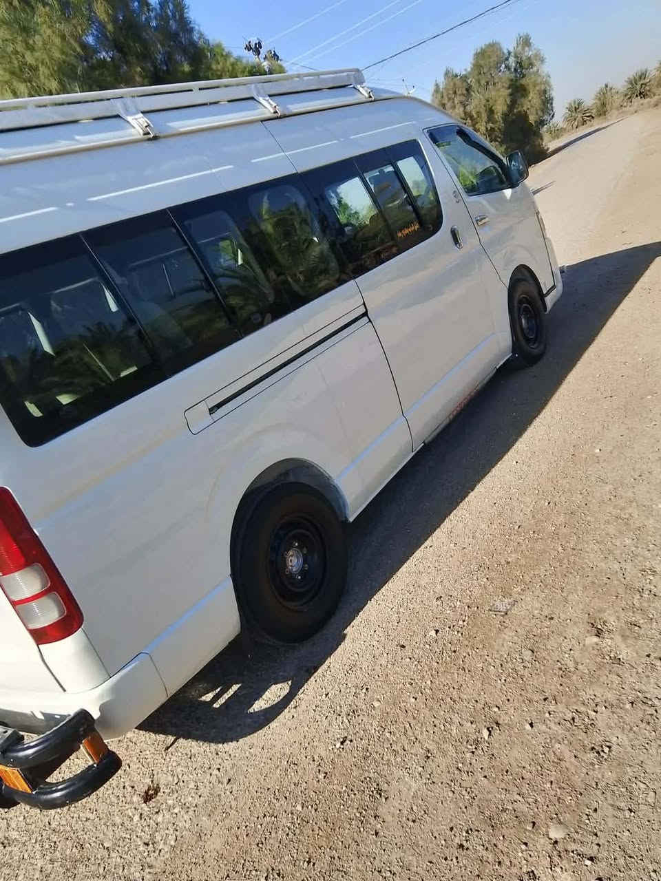 هايسه موديل ١٠ رقم واسط مميز مكفوله عده رشه صبغ بالباب صدر جديد اكسل جديد تبريد محور ثلاث قطع عنوانه واسط قضاء الحي  سعر ٢٢٥ وبيع مجال  *********** او***********
