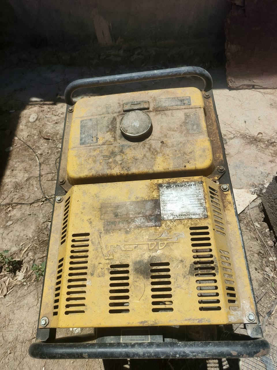 بەناوی خوای گەورە
مۆلیدە بۆ فرۆشتن هی ناو باخە 
سولفو هەندلە بێ عەیبەو ئیش ئەکات 
٢٠بۆ٢٥ ئەمپێرە 
سعری٥٢٥ هەزار مەعمەلەیە کەم 
شوێن سمود


**إذا كنت صاحب هذا الإعلان وتريد حذفه لأي سبب، رجاءا أرسل رسالة إلى الدعم الفني**