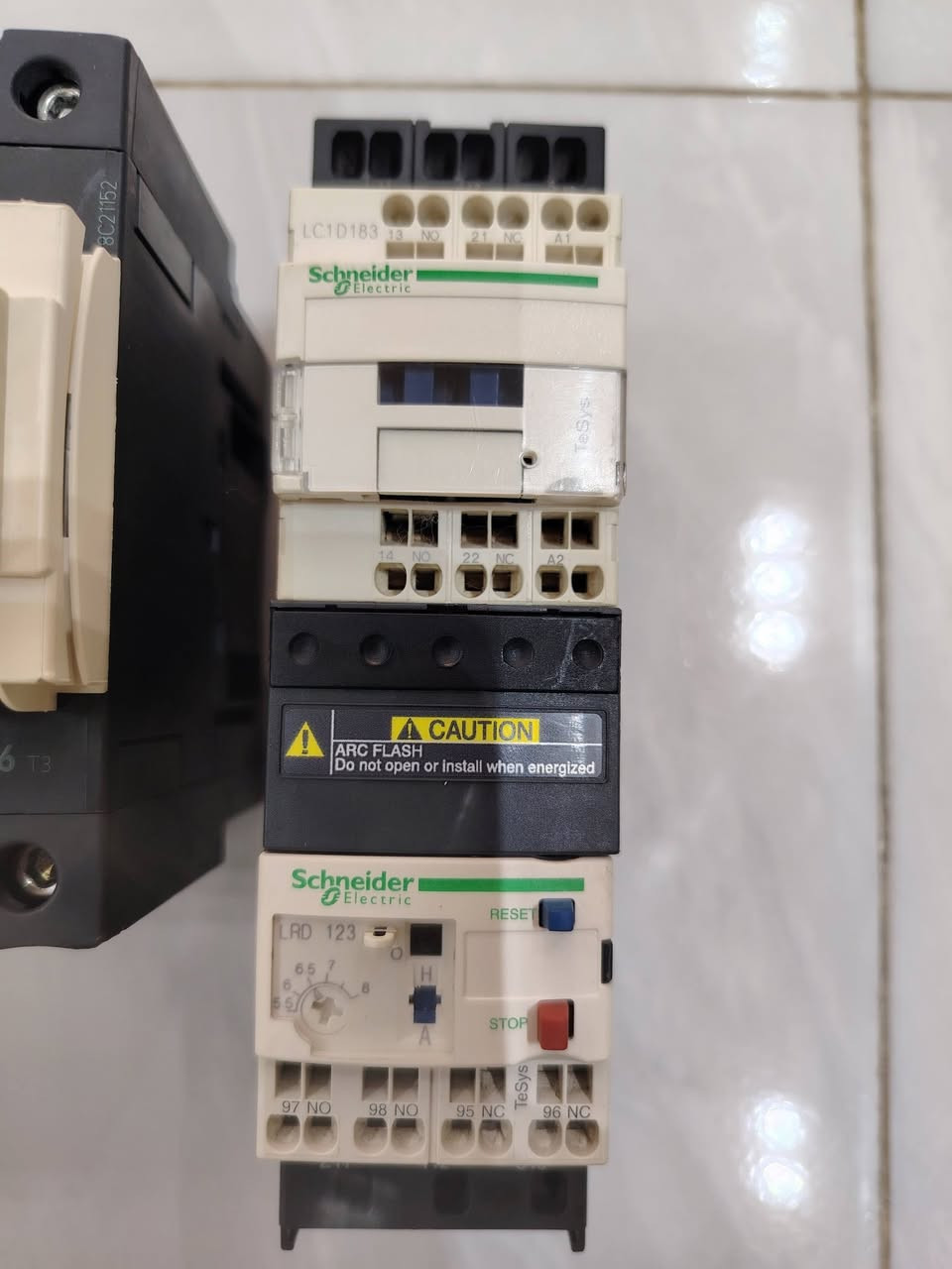 مجموعة شنايدر بحالة ممتازة
01005009574


**إذا كنت صاحب هذا الإعلان وتريد حذفه لأي سبب، رجاءا أرسل رسالة إلى الدعم الفني**