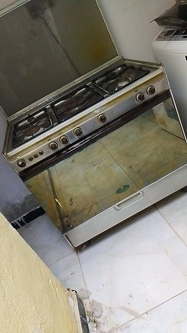 طباخ جديدة لبيع سعر 300 اهيه شافط0771 620 5388
