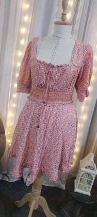 ملابس • المقاسات مثبتة • الأسعار بالصورة