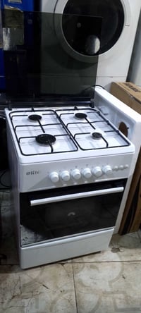 عندي طباخ اخو جديد مستعمل قليل للبيع في سوق الحريه مقابل مول ماشاءالله...