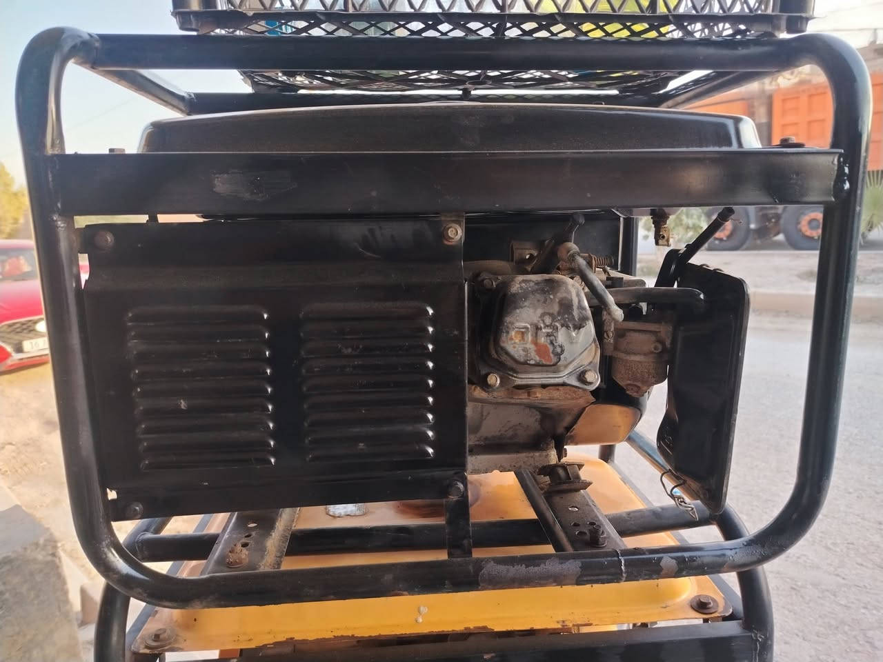 سلام عليكم مولد استره الباب الاول شغال وعلفحص مامفتوح ملف نحاس بلادي حجم ١١ اكبر حجم شغال وعلفحص شراي *********** #للجميع
