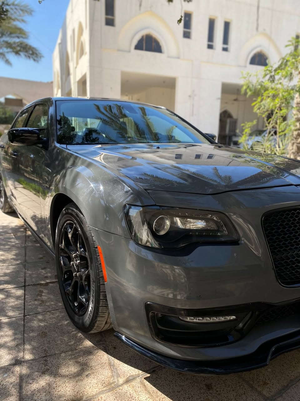 السلام عليكم اوباما موديل 19 حادثها جاملغ وبنيد ومباوك الباب ماشيه 90 سياره باسمي تحويل مباشر فئة S سيارة حلو وجاهزه مناقصه حادثها مرفق بل منشور شي سعرها 205 وبيه مجال حك الجية  عنوان المشتل 
للاستفسار *********** حجي وسام
