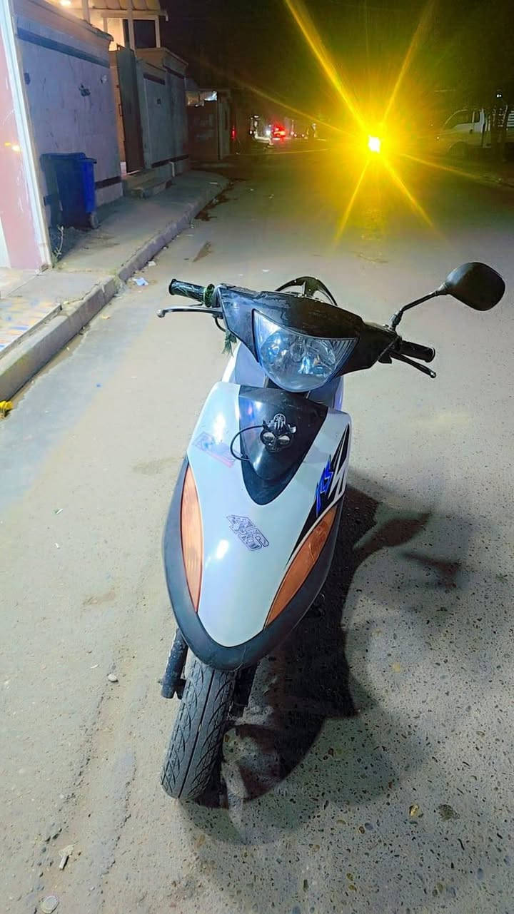 السلام عليكم شباب دراجه ماكس عدله مكان جسر ديالى القديم***********
