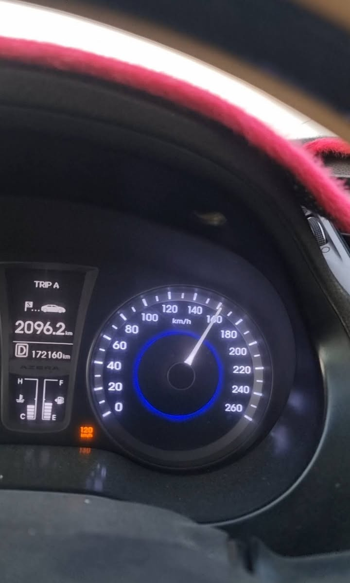 السلام عليكم ازيرا ٢٠١٢ خليجي محرك ٢٤٠٠ دوش ماشيه ١٨٣ نص فول  سويج وليست بصمه رقم بابل انكليزي  كفاله من الصبغ كير مكينه حداديه مكفول بيها بارد شبرين بردات عدد ٣ بنوراما ٣ طكات وباقي المواصفات المعروفه كير عادي واوتو السعر ١٢٥ المكان بابل حي الجزائر ***********
